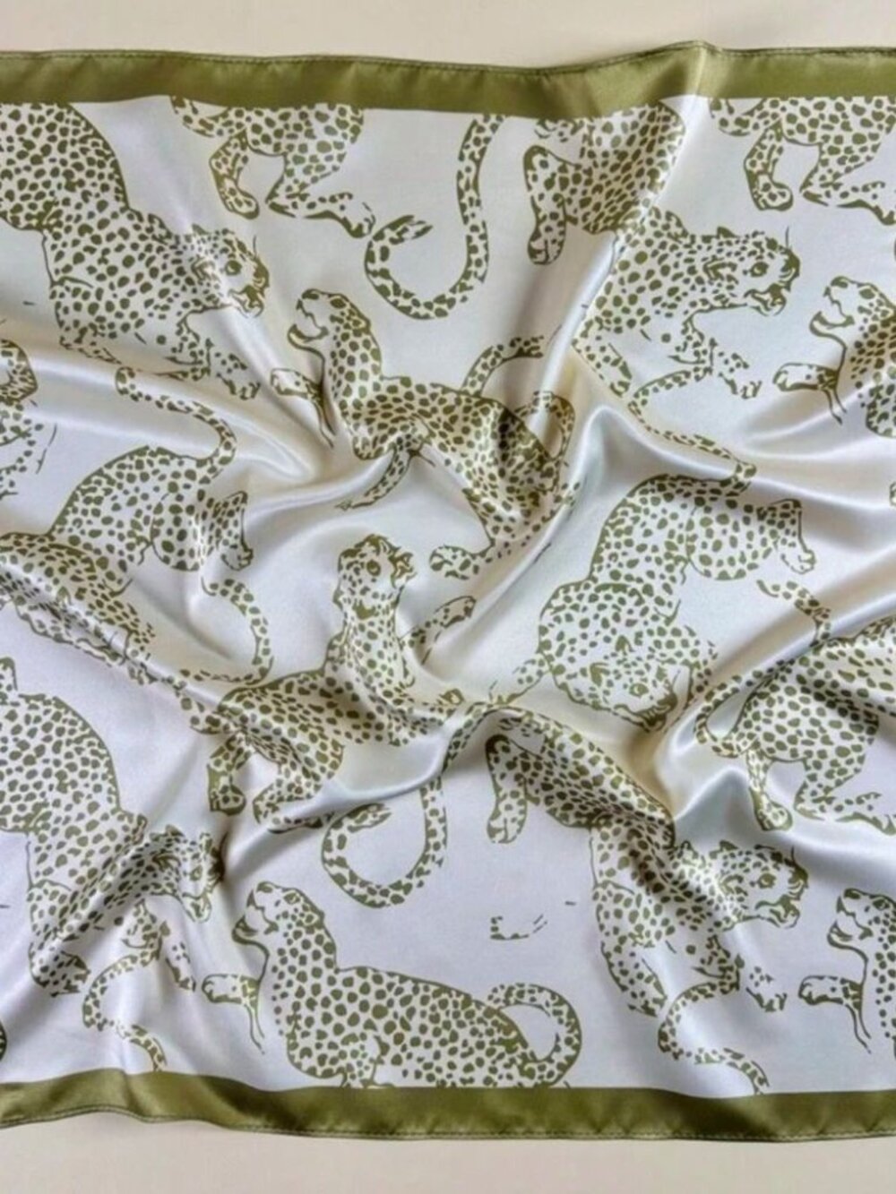 LeopardPrint Scarf in Olive N1415